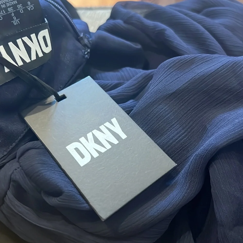 DKNY Chiffon Dress Puff Sleeve Navy Faux Wrap Belted Fit n Flare NWT Size 6 $139 - Picture 6 of 6